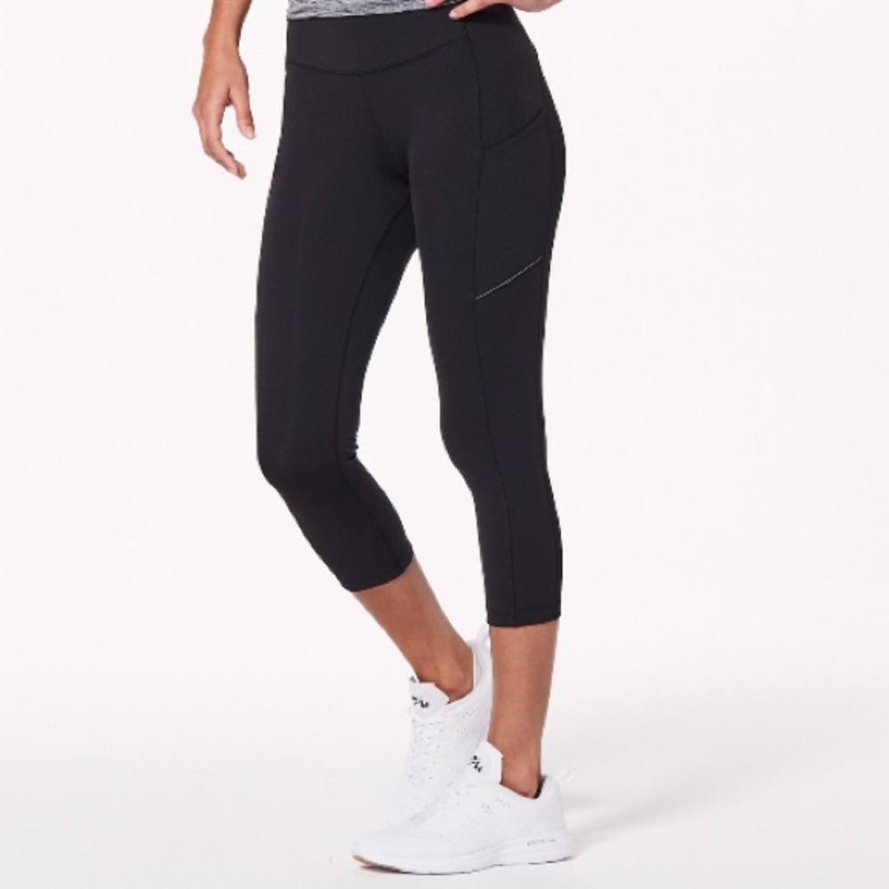 Lululemon Speed Up Crop *21”
